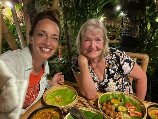 Sanne, mein Diveguide für die Dives hier. Wir haben uns gegenseitig sofort ins Herz geschlossen. Die Tauchgänge mit ihr waren sowas von entspannt.
Danke Sanne !