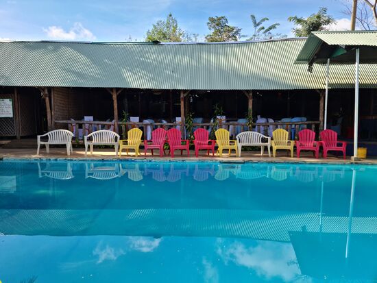 Der Pool hat sich nicht von seiner saubersten Seite gezeigt.