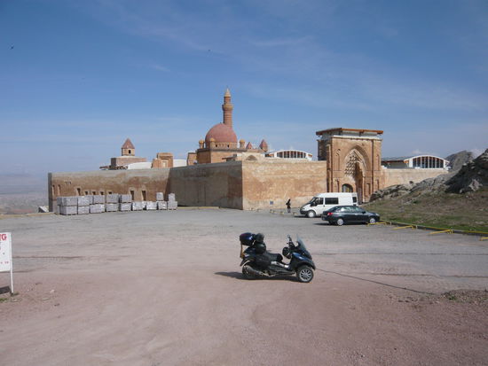 Ishak Pasa Sarayi .
Dreiländereck Türkei Armenien Iran
Kurzfilm Grenze Türkei Iran