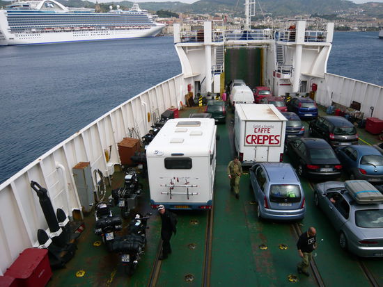 Überfahrt von Sizilien nach Kalabrien
Info Straße von Messina