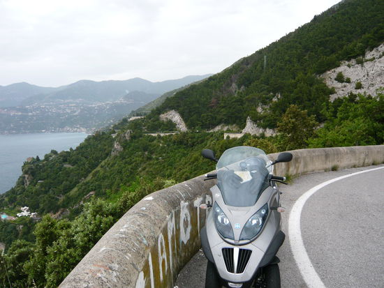 Die Amalfitana entlang
Info Amalfitana