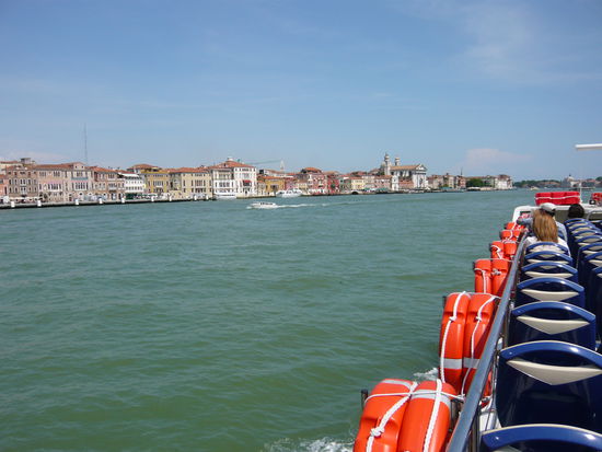 Mit dem Schiff nach Venedig