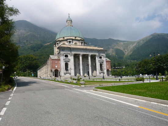 Santuario di Oropa Piemont Italien
Info Santuario di Oropa 