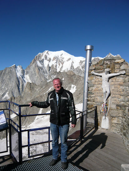 Sepp auf dem Mont Blanc
In dem Video sind noch mehr Fotos vom Mont Blanc zu sehen
Zum Video auf Youtube