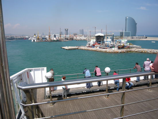 Fähre Barcelona nach Genua
Info  2