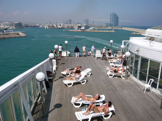 Fähre Barcelona nach Genua