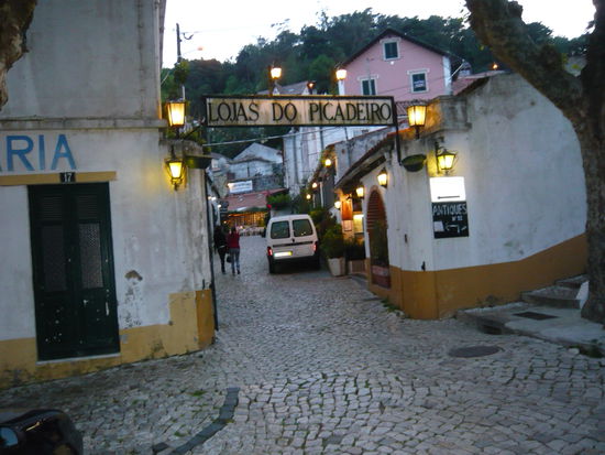 Übernachtung in Sintra bei Lissabon Portugal
Info  Sintra
Info  Lissabon