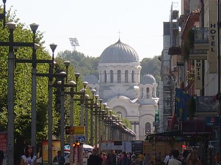 Die Einkaufsmeile Laisves Alejas in Kaunas