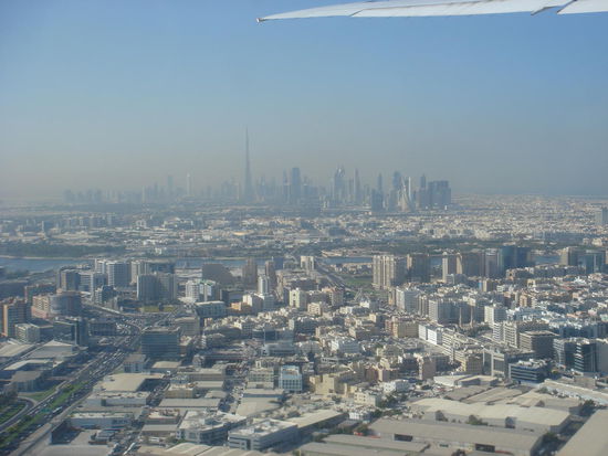 Skyline von Dubai im Morgendunst