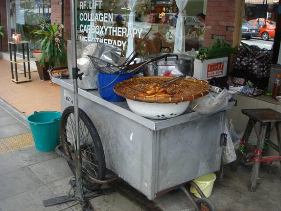 Einer von vielen Straßenständen in unserer Gegend