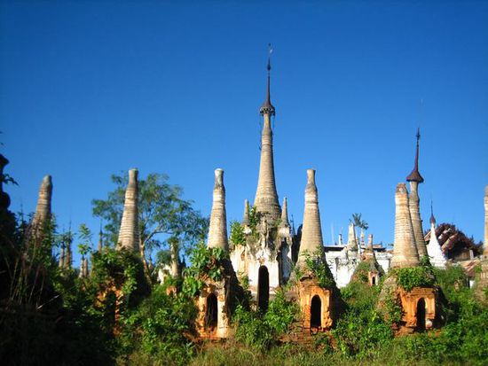 und nun zu den Stupas von Indein