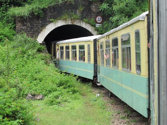 und einer der unzähligen Tunnel