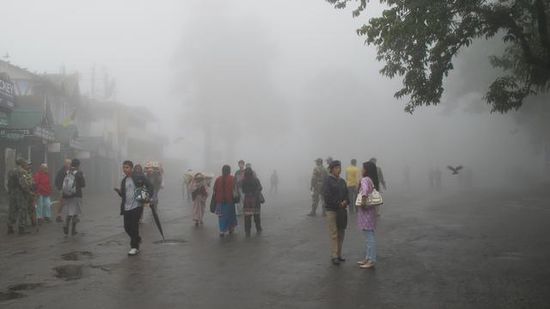der Nebel faellt gerade wieder ein...