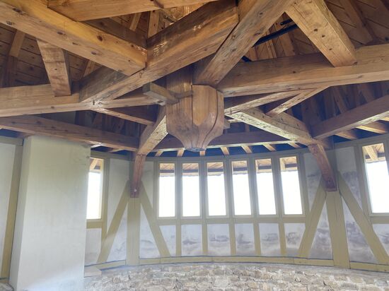 Umlauf und Deckenkonstruktion