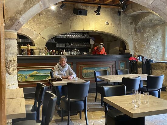 im Schloßcafé gibt es dann französische Caramel-Crèpes