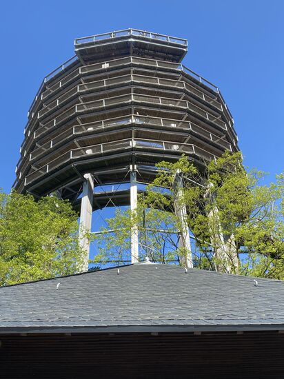ob der Blick von dort oben besser ist bleibt uns natürlich verborgen.
