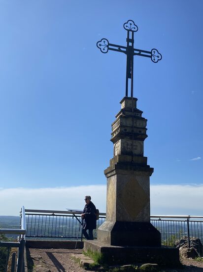 vom Gipfelkreuz hat man einen tollen Panoramablick