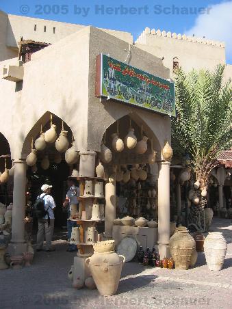 Töpferwaren im Souk