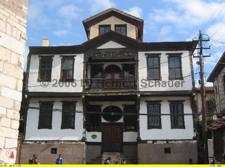 restauriertes alttürkisches Wohnhaus im Zitadellebereich