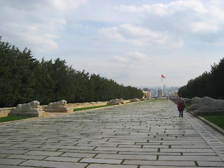 Paradestraße zum Atatürk-Mausoleum
