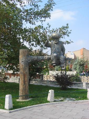 Nasreddin Hoca - Eulenspiegel und Philosoph
