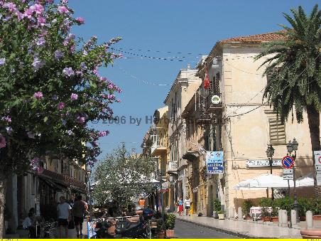 Corso Umberto - die Hauptstraße von Olbia - ist Fußgängerzone