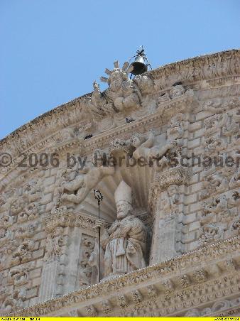 Fassadendetail am Dom (Gott Vater)