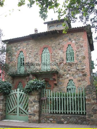 Casa Llorens - Passeig, 11 / C. Blancafort - Baujahr 1907
