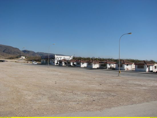 'Restaurantkette' vor den Bergen