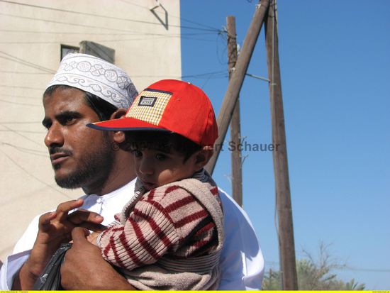 Tradition und Moderne = alt und jung ?