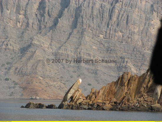 Felsformationen deuten an, was geologisch hier einmal los war