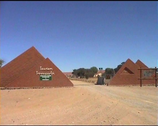 Eingang zum Sesriem Park Sossusvlei