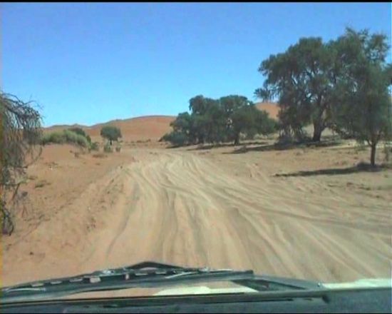 Tiefsand-Straße vor der Senke