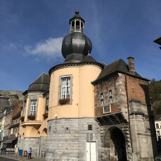 Hotel de Ville - Maasseite