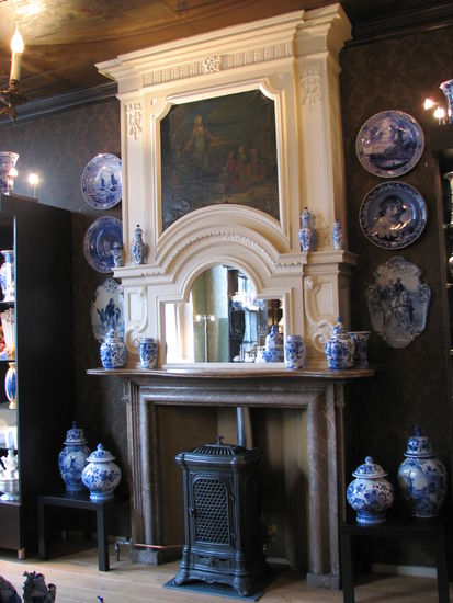 z.T. sind die Läden museal ausgestattet