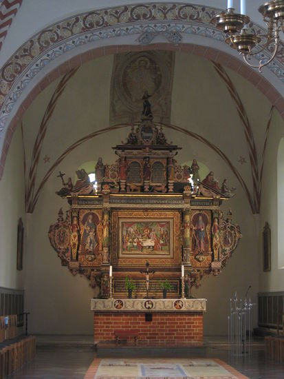 reich verzierter Altar