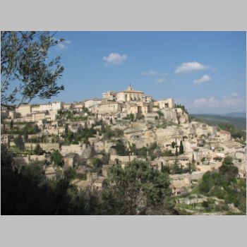Bilderbuch-Lage von Gordes