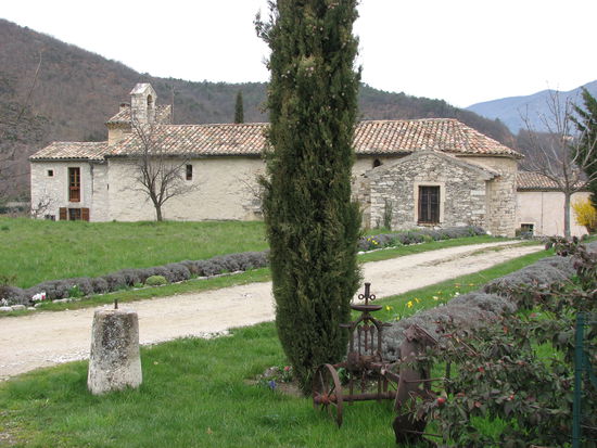 romanische Kirche von Montjoux