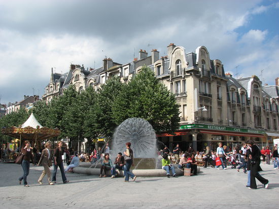 Place Drouet d'Erlon 2-6