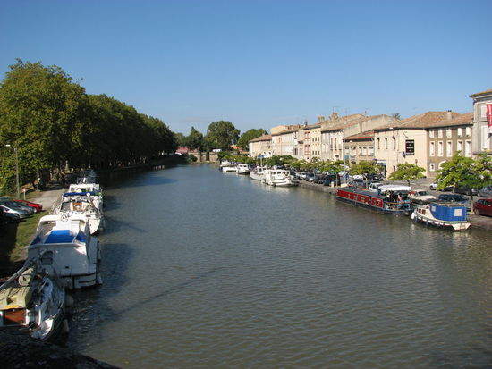 am Kanal in Castelnaudary