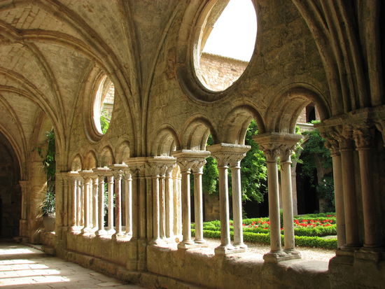 romanischer Kreuzgang