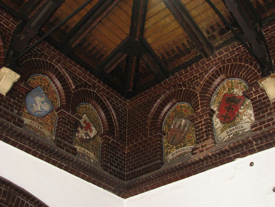 Innenhalle des Bahnhofes