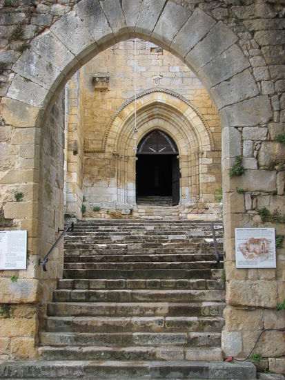 Im 6. Jh. eine Erimitage - 1048 ein Kloster - größter Bauanteil 12. - 13. Jh.