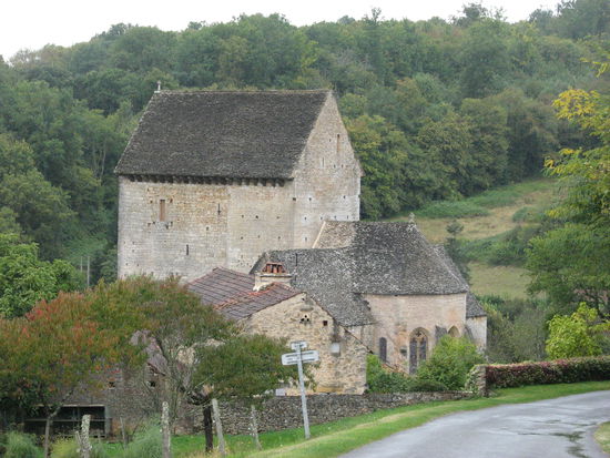 romanische (Wehr-)Kirche von Besse