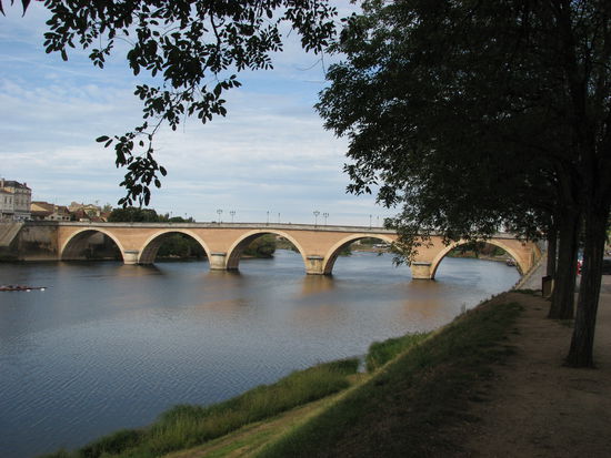 Verbindung ziwschen Neu- und Altstadt von Brgerac