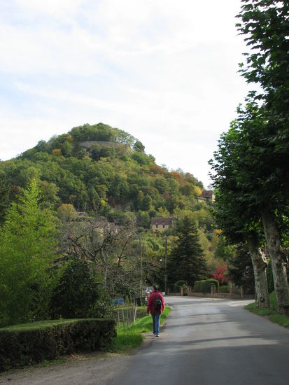 Blick auf den Bergrücken von Domme