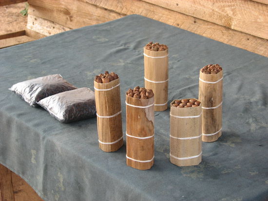 Kaffee und selbstgedrehte Zigarren