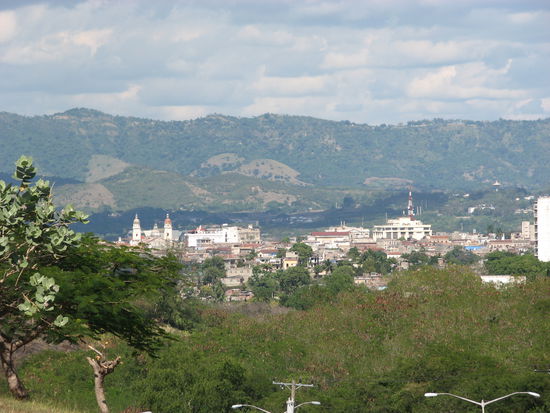 Blick auf Santiago von der Zufahrtsstrasse vom Flughafen