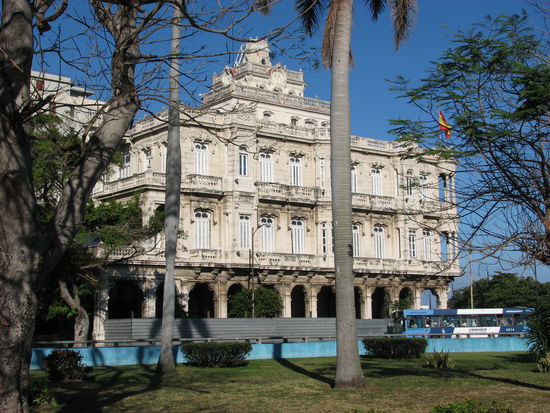 spanische Botschaft (mit Bauzaun)