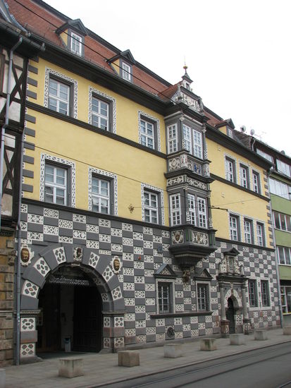 Stadtmuseum im Haus zum Stockfisch
Renaissanceportal mit vor- und zurückspringenden Quadern
